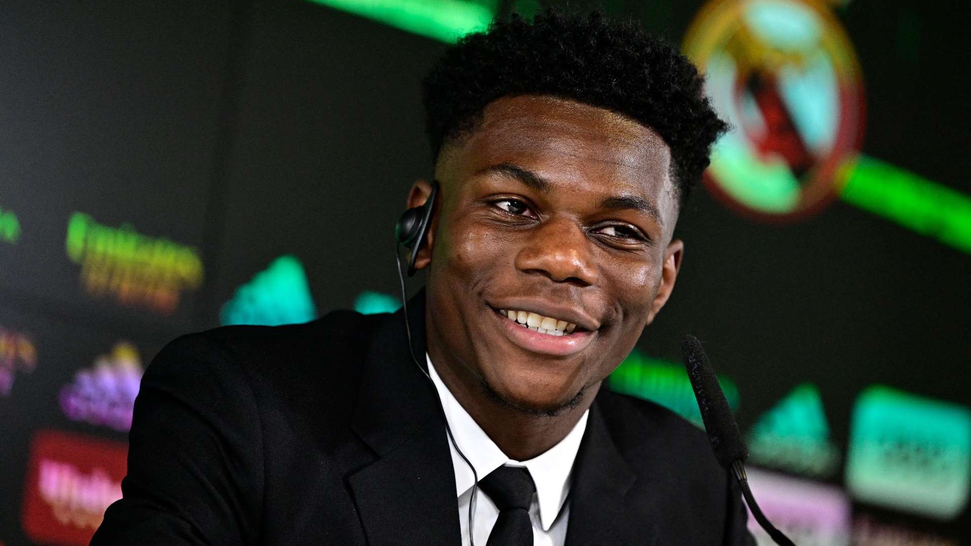 利的位置接 利的位置接