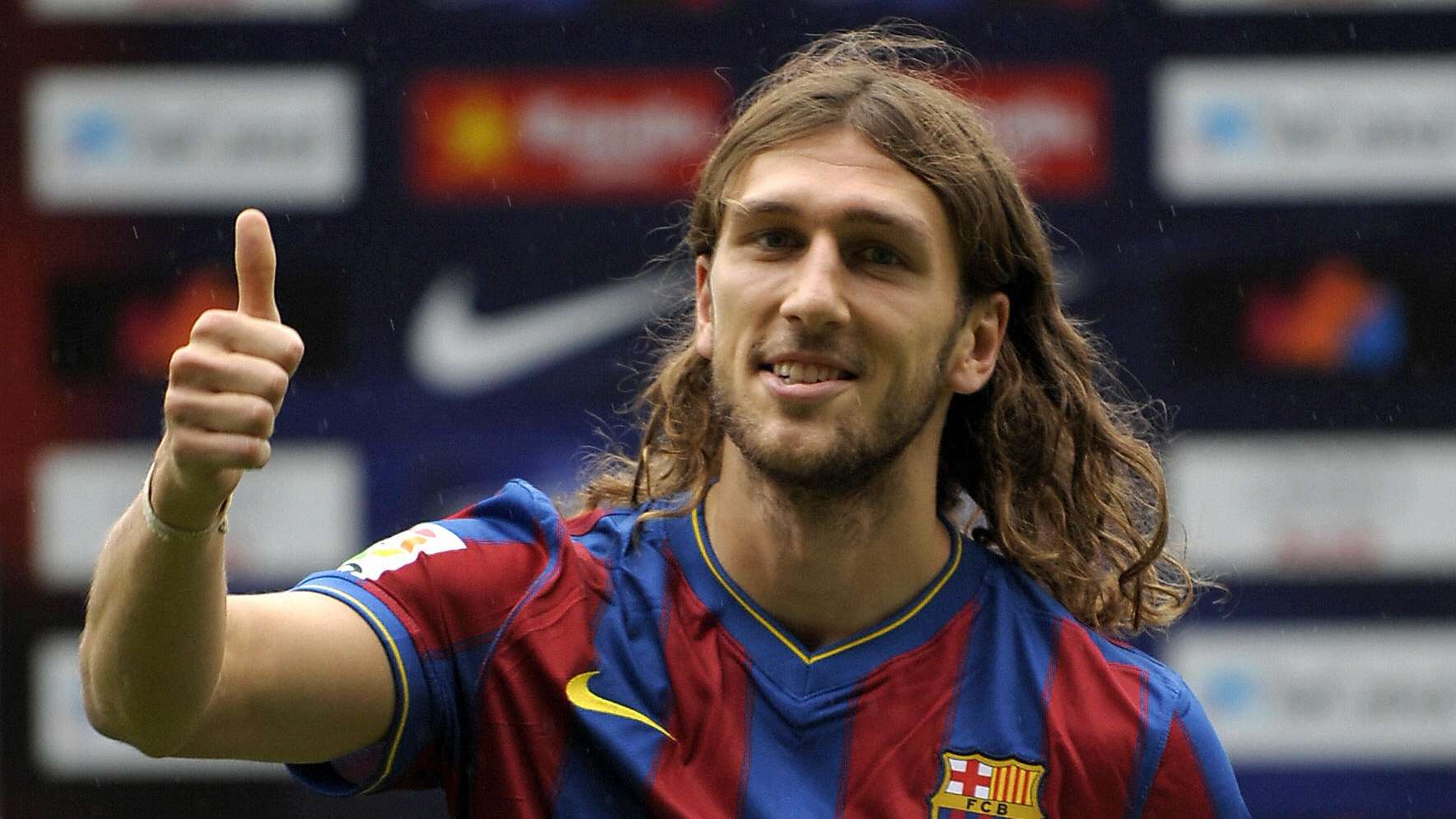 赫选择继续 赫选择继续